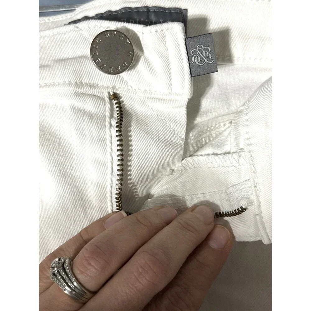 Rock & Republic Bumpershoot White Denim Shorts Size 2 Cuffed R310355 Distressed